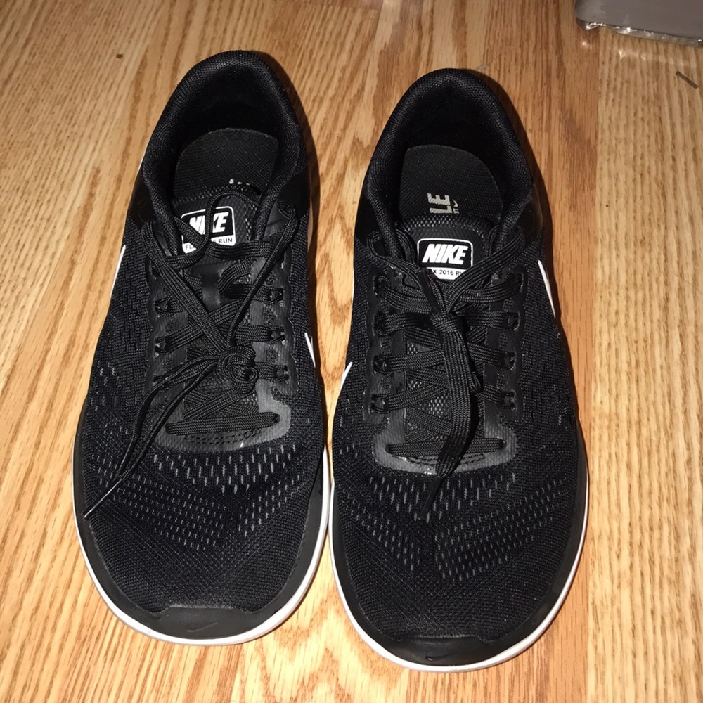 Nike women flex run 2016